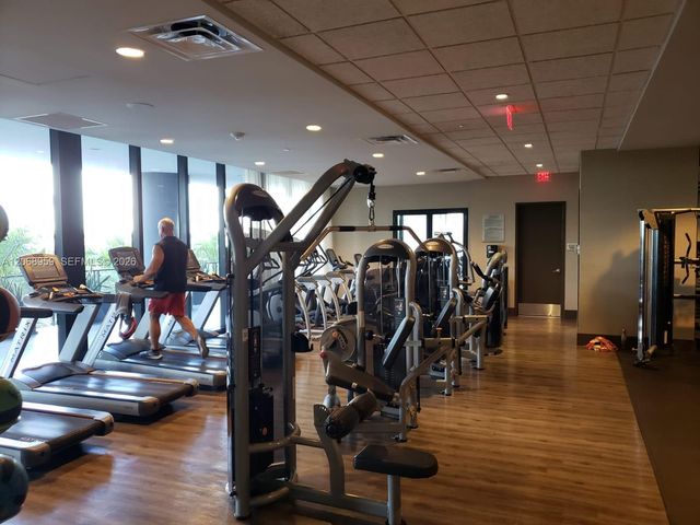 5252 NW 85th Avenue 708, Doral, FL 33166