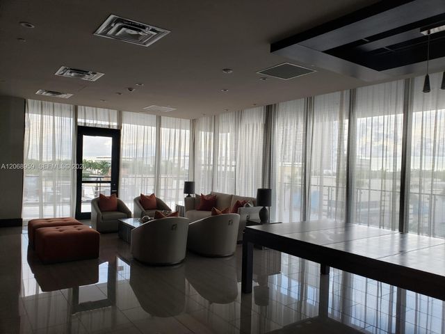 5252 NW 85th Avenue 708, Doral, FL 33166