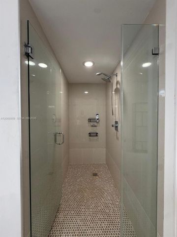 5252 NW 85th Avenue 708, Doral, FL 33166