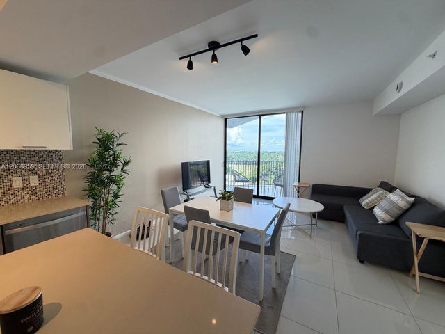 5252 NW 85th Avenue 708, Doral, FL 33166