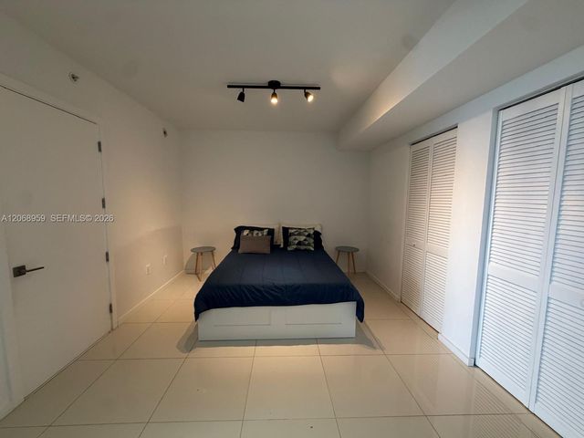 5252 NW 85th Avenue 708, Doral, FL 33166