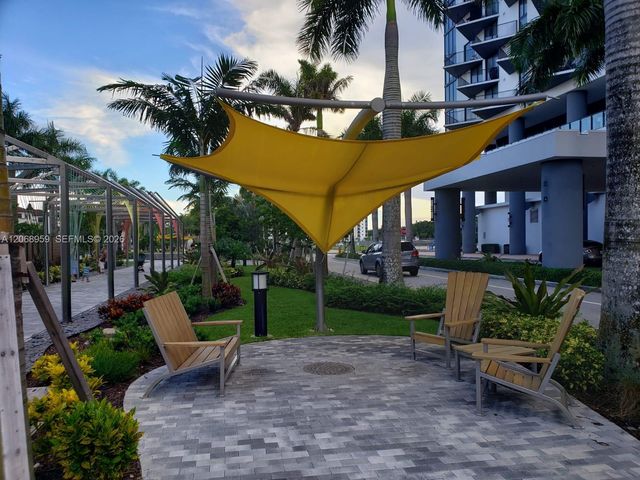 5252 NW 85th Avenue 708, Doral, FL 33166