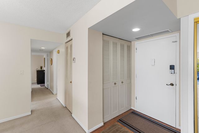 2500 NE 48th Lane 308, Fort Lauderdale, FL 33308