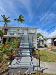 71 Esplanade Drive D, Miami Springs, FL 33166