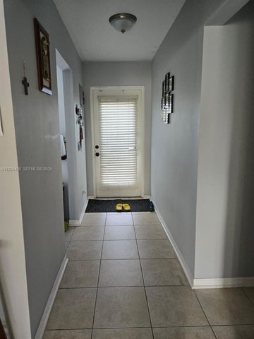7837 Golf Cir Drive 310, Margate, FL 33063