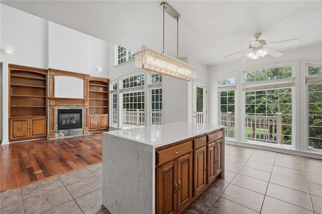 3802 Brooks Ridge, Rogers, AR 72758