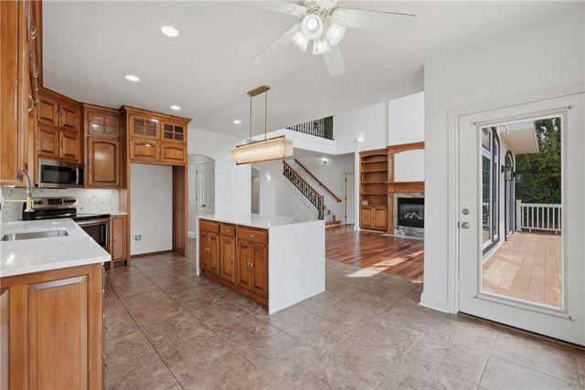 3802 Brooks Ridge, Rogers, AR 72758