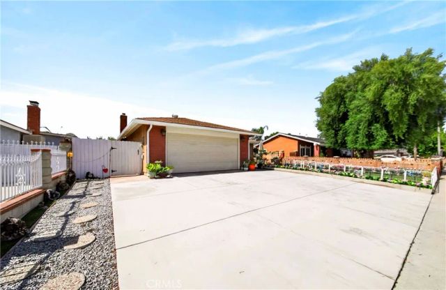24371 Saint James Drive, Moreno Valley, CA 92553