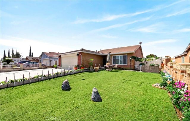 24371 Saint James Drive, Moreno Valley, CA 92553