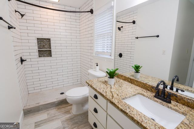 4156 Westerleigh Court NW, Peachtree Corners, GA 30092