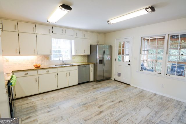 4156 Westerleigh Court NW, Peachtree Corners, GA 30092