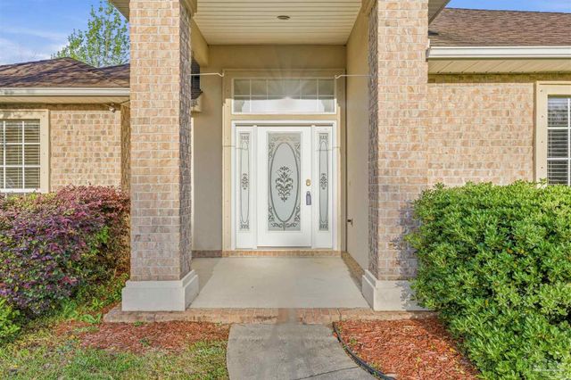 4735 Spears St, Pace, FL 32571