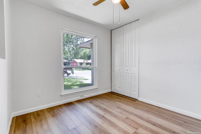 8214 Meadow Forest St., San Antonio, TX 78251