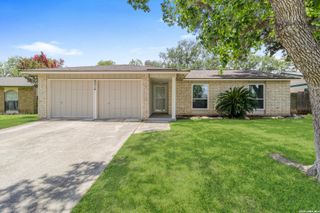 8214 Meadow Forest St., San Antonio, TX 78251