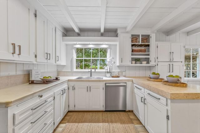 25905 Junipero Avenue, Carmel, CA 93923