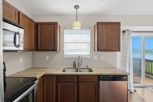 1910 N Bellick St, Wichita, KS 67235