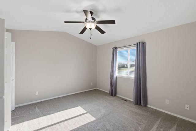 1910 N Bellick St, Wichita, KS 67235