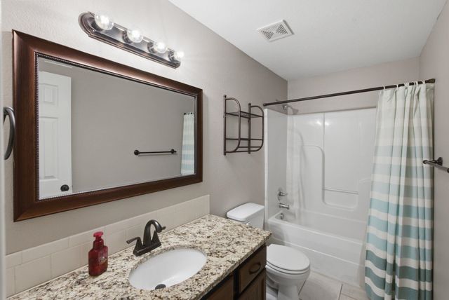 1910 N Bellick St, Wichita, KS 67235