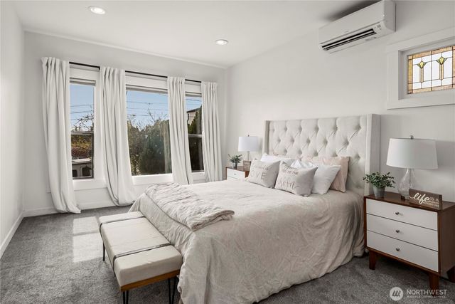 950 86th Street N, Seattle, WA 98103