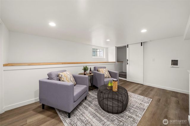 950 86th Street N, Seattle, WA 98103