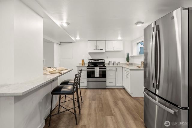 950 86th Street N, Seattle, WA 98103