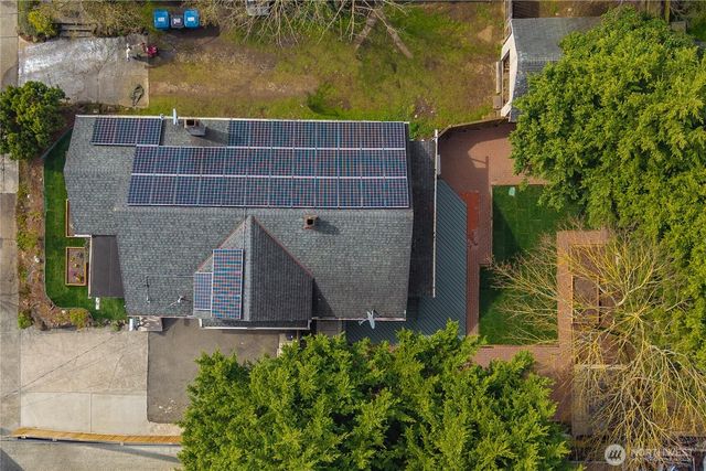 950 86th Street N, Seattle, WA 98103