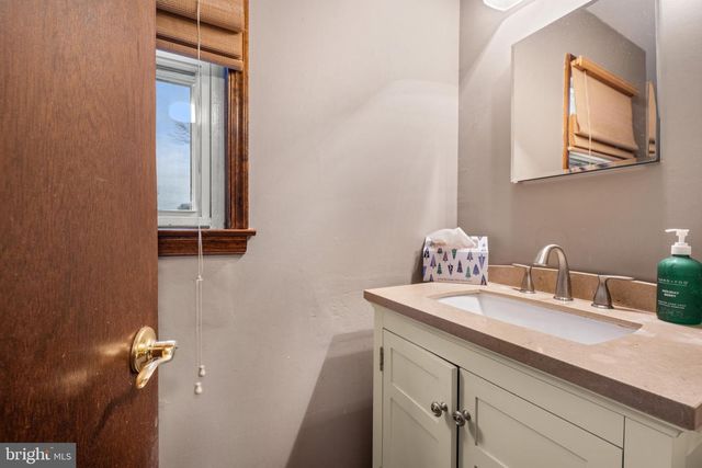 580 SUNHAVEN DR, Clayton, NJ 08312