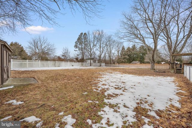 580 SUNHAVEN DR, Clayton, NJ 08312