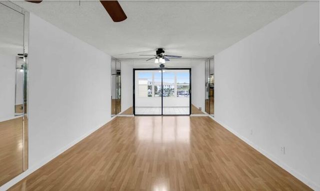 9355 SW 8th Street 408, Boca Raton, FL 33428
