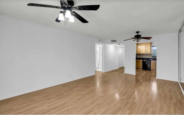 9355 SW 8th Street 408, Boca Raton, FL 33428