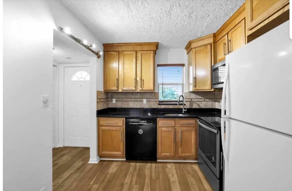 9355 SW 8th Street 408, Boca Raton, FL 33428
