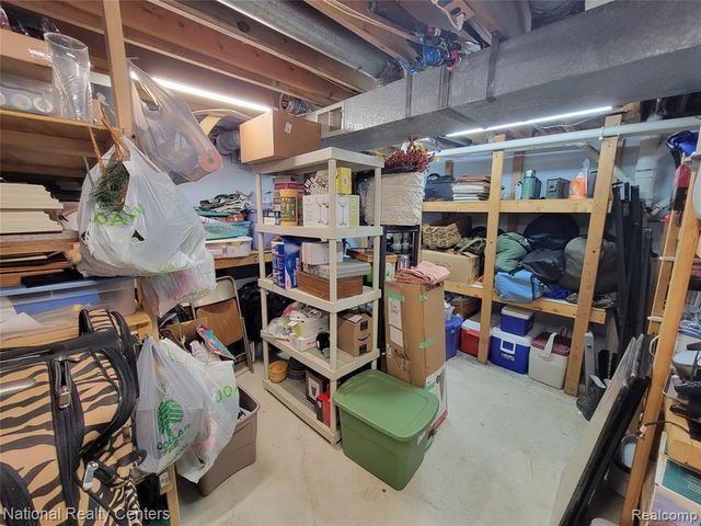 17429 Brookview Drive, Livonia, MI 48152