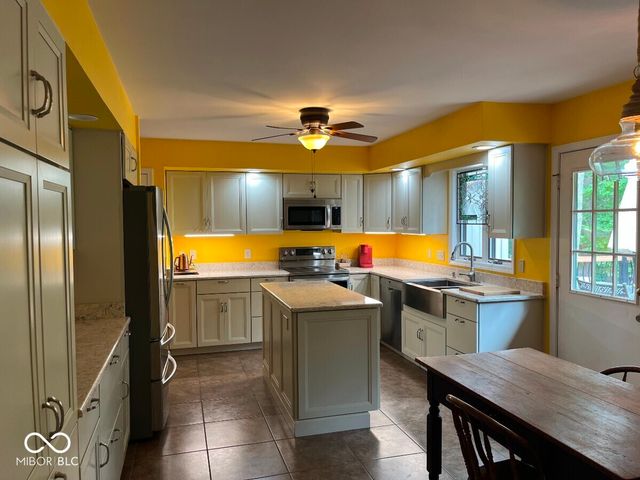 1134 County Line Road, Batesville, IN 47006