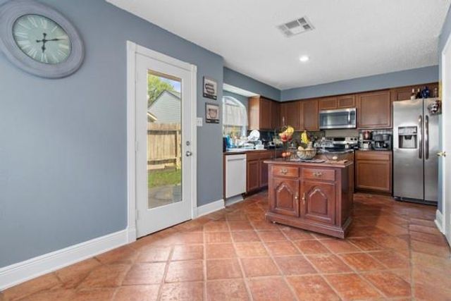 11630 Karlwood Ln, Houston, TX 77099