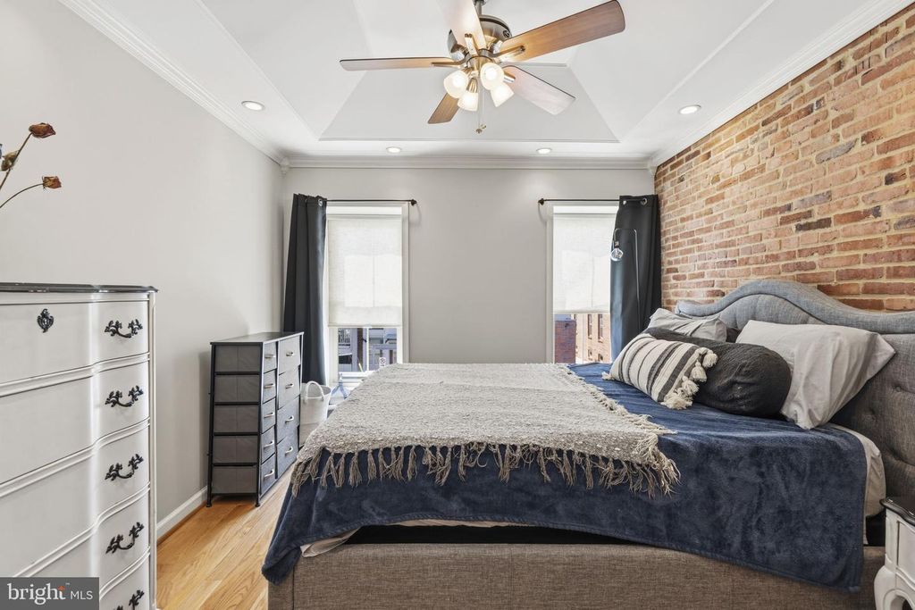 Image 14 of property listing at 1119 S BAYLIS ST, Baltimore, MD 21224