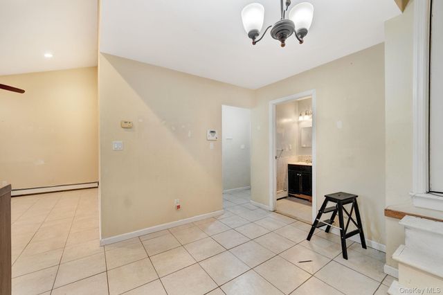320 S Bayview Avenue, Freeport, NY 11520