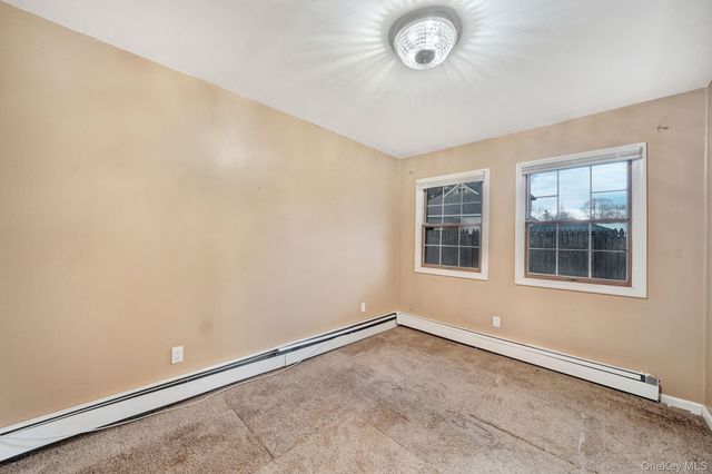 320 S Bayview Avenue, Freeport, NY 11520