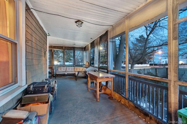 320 S Bayview Avenue, Freeport, NY 11520