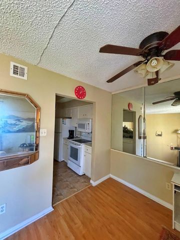 2800 Jeanetta Street 1110, Houston, TX 77063