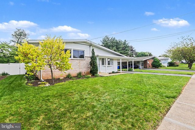 105 JUNE DR, Camp Hill, PA 17011