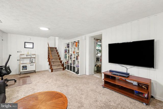 105 JUNE DR, Camp Hill, PA 17011