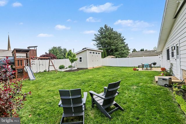105 JUNE DR, Camp Hill, PA 17011