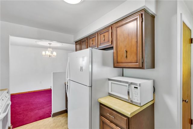 14001 Michael Dr, North Huntingdon, PA 15642