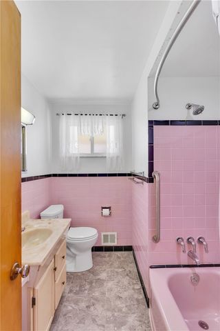 14001 Michael Dr, North Huntingdon, PA 15642