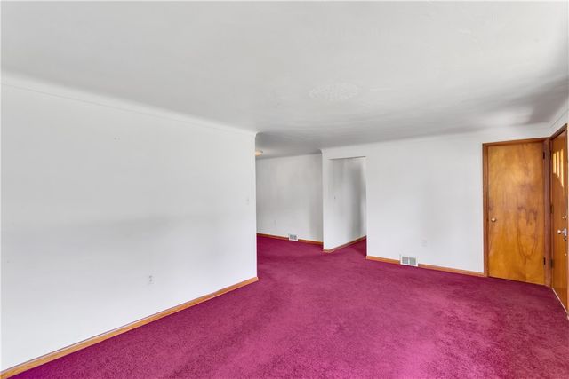 14001 Michael Dr, North Huntingdon, PA 15642
