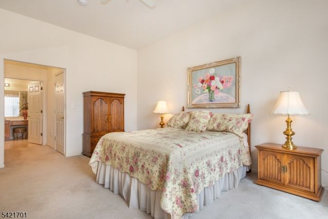 703 Four Seasons Dr 703, Wayne Twp., NJ 07470