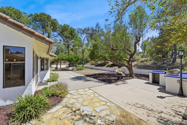 16490 Bridlewood, Poway, CA 92064