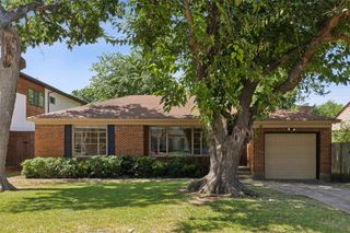 3884 Van Ness Lane, Dallas, TX 75220