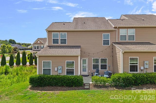 106 Brookshire Lane C, Statesville, NC 28677