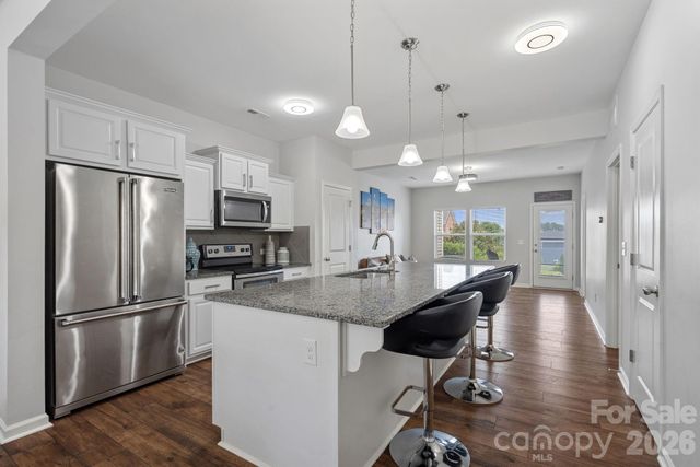 106 Brookshire Lane C, Statesville, NC 28677